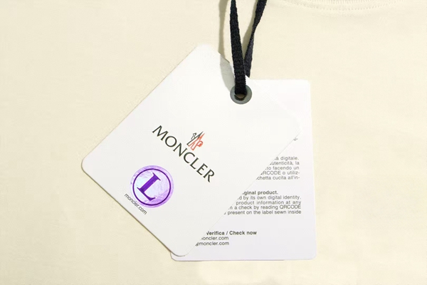 モンクレールTシャツ細部ディテール